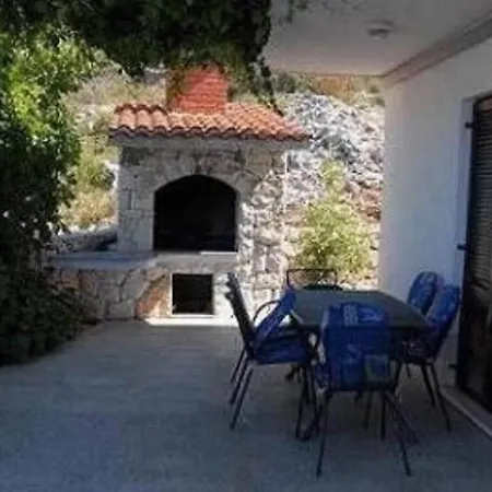 Ivan Apartament *